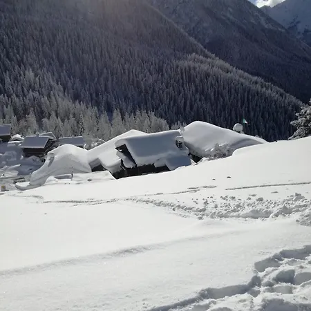 Rifugio Vieux Crest 3*