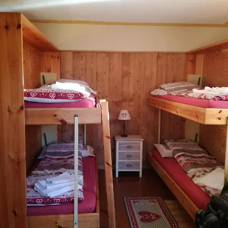 Rifugio Vieux Crest 3*