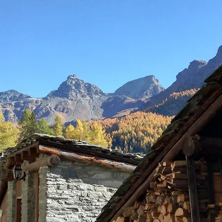 Rifugio Vieux Crest 호텔