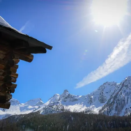 Rifugio Vieux Crest 3*