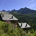 Rifugio Vieux Crest Hotel Champoluc