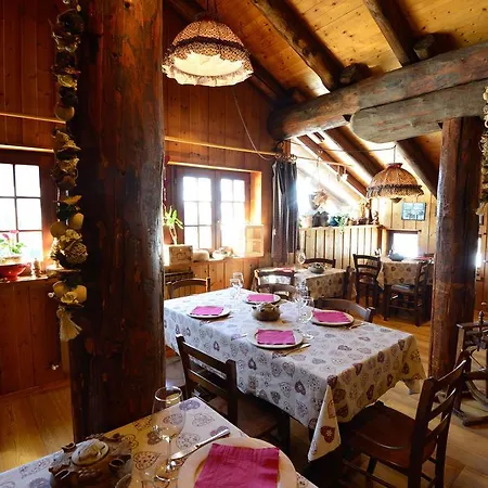 Rifugio Vieux Crest Hotel Champoluc