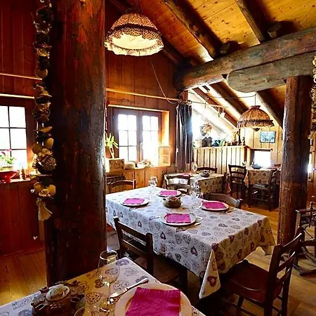 Hotel Rifugio Vieux Crest 3*
