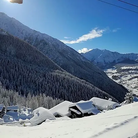 Rifugio Vieux Crest Hotel